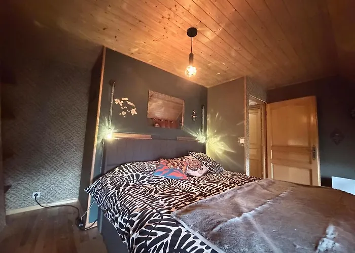 Holiday home Maison Cocon A Crespin